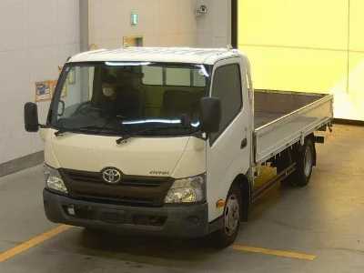 TOYOTA DYNA