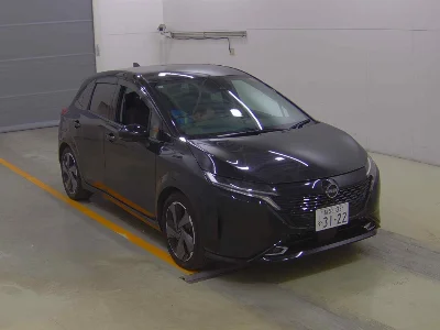 Nissan Aura