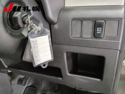TOYOTA PIXIS SPACE
