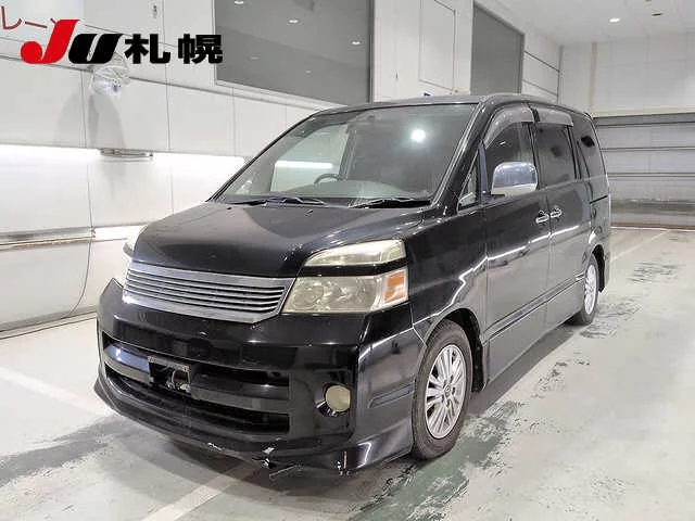 Toyota Voxy 2005