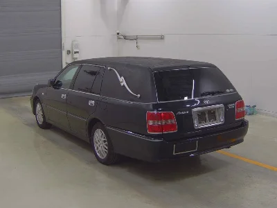 Toyota Crown Estate