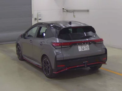 Nissan Aura