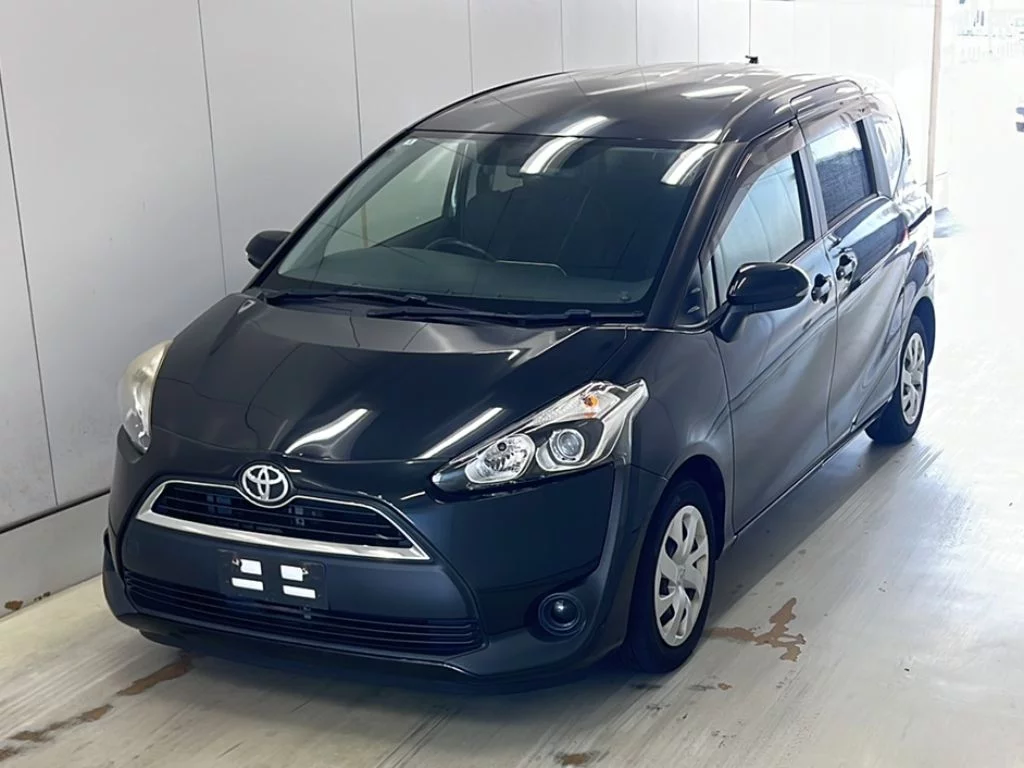 Toyota Sienta 2018