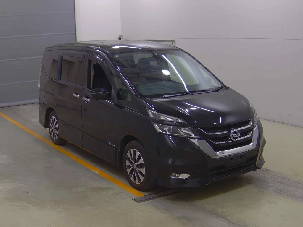 Nissan Serena 2018