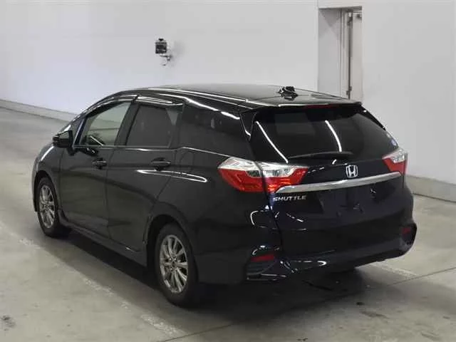 Honda Shuttle  с аукциона в Японии