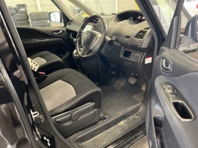 NISSAN SERENA 4