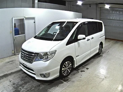 NISSAN SERENA 4