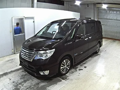 NISSAN SERENA 4