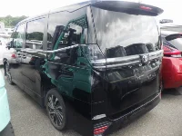 Цена авто Toyota Voxy с аукционов Японии, номер кузова MZRA90W, пробег 41 000, оценка 12
