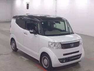 HONDA N BOX SLASH