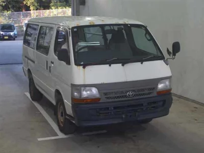 Toyota HiAce Van