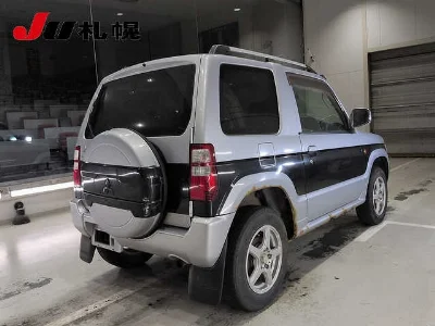 Mitsubishi Pajero Mini
