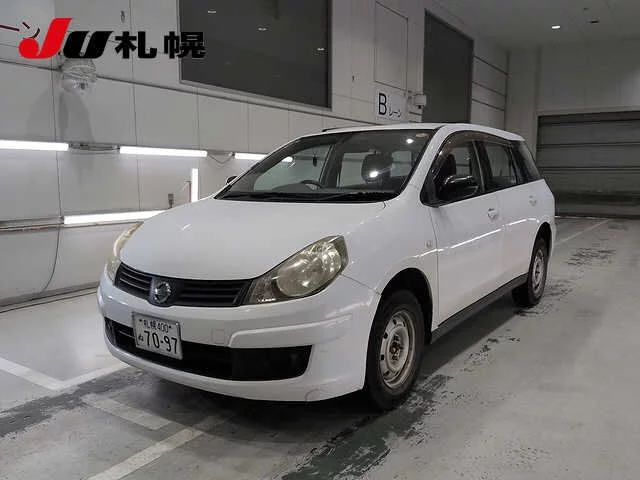 Nissan AD 2010