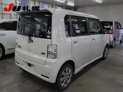 Toyota Pixis Space