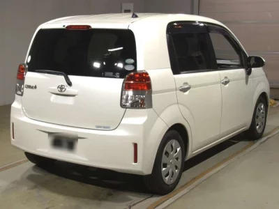 TOYOTA SPADE