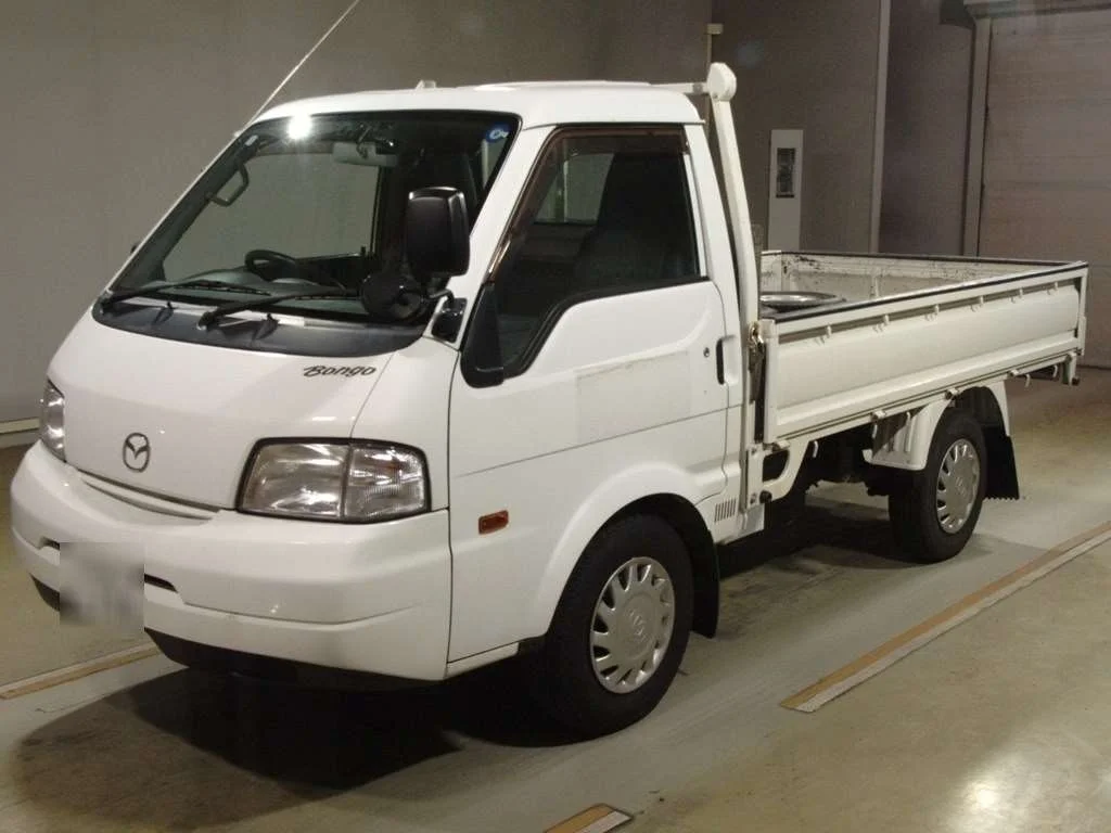 Mazda Bongo 2021