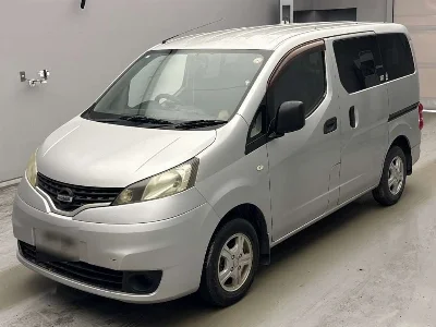 NISSAN NV200 1