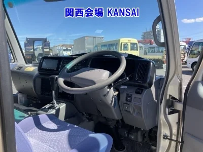 HINO LIESSE II 4