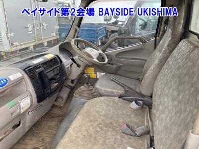 HINO DUTRO 4