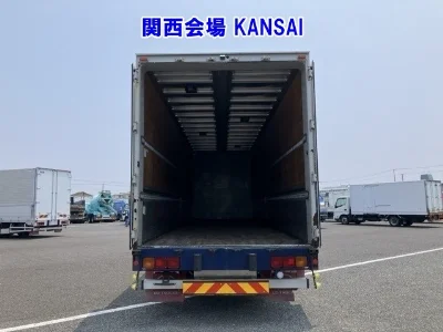 NISSAN DIESEL (UD) QUON