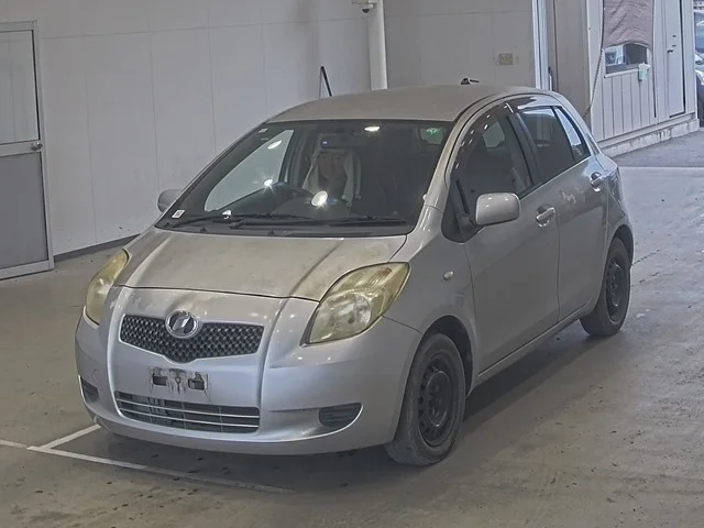 Toyota Vitz 2005