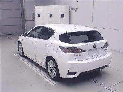 Lexus CT200h