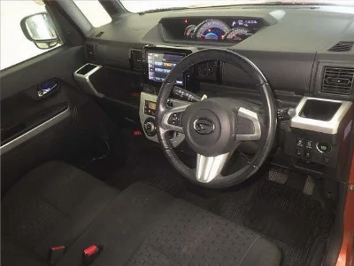 DAIHATSU WAKE