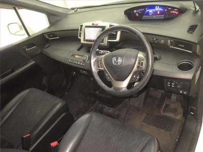 Honda Freed Spike
