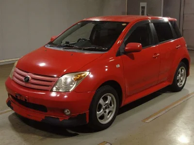 TOYOTA IST