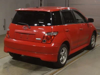 TOYOTA IST