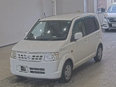 Nissan Otti