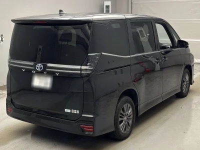 Статистика аукционов Toyota Voxy