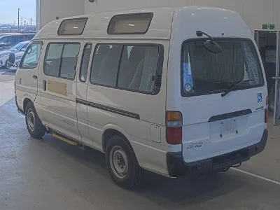 TOYOTA REGIUS ACE VAN