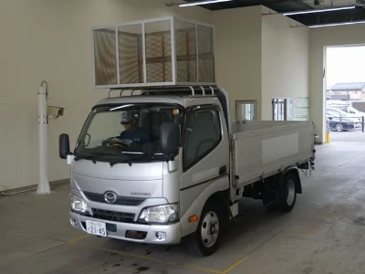 HINO DUTRO 1