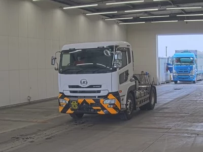 NISSAN DIESEL (UD) QUON