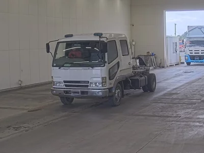 MITSUBISHI FUSO FIGHTER