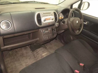 SUZUKI MRWAGON