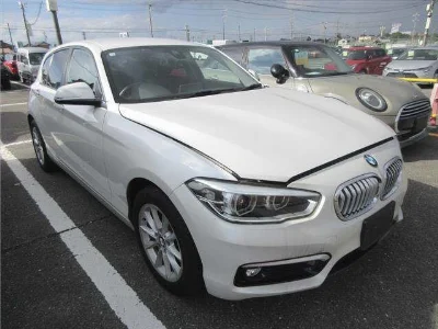 BMW 1 SERIES