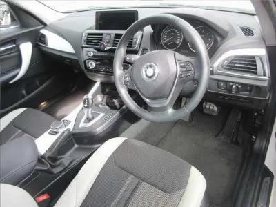 BMW 1 SERIES
