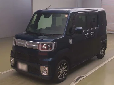 Toyota Pixis Mega