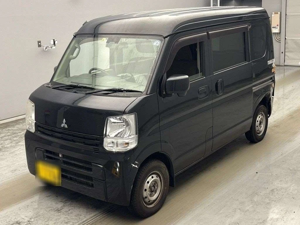 Mitsubishi Minicab 2016
