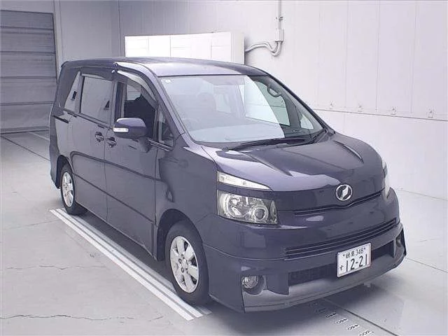 Toyota Voxy 2007