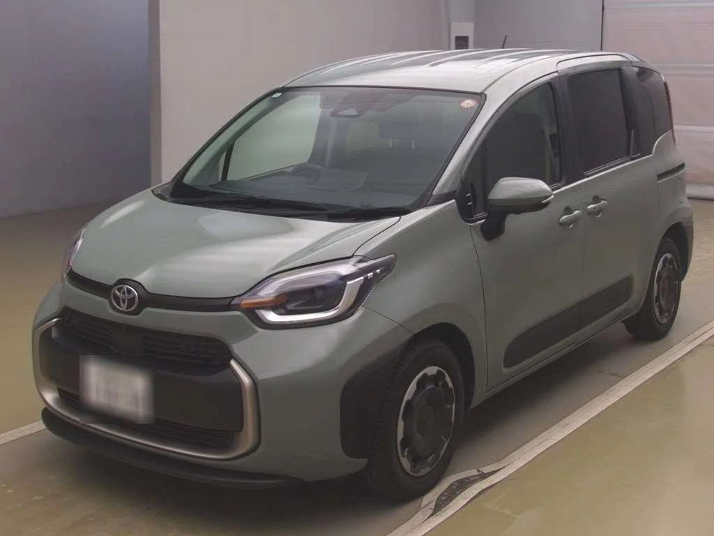 Toyota Sienta 2022