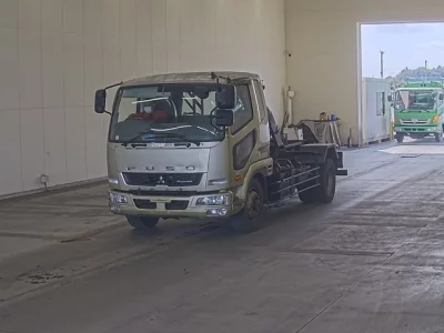 Mitsubishi FUSO FIGHTER