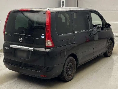 NISSAN SERENA 2