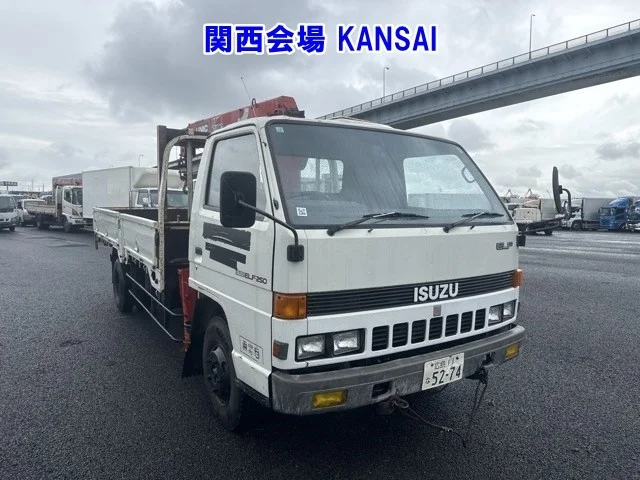 Isuzu Elf  с аукциона в Японии