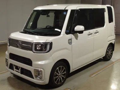 Toyota Pixis Mega