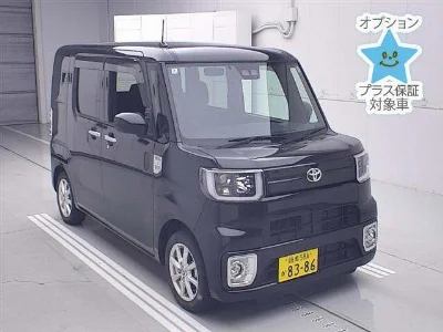 Toyota Pixis Mega