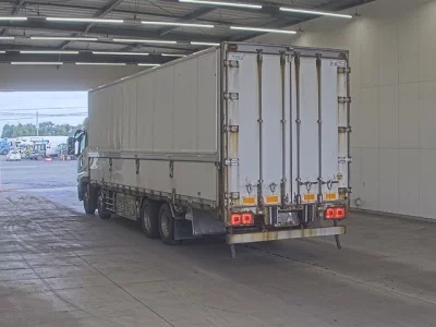 MITSUBISHI FUSO SUPER GREAT