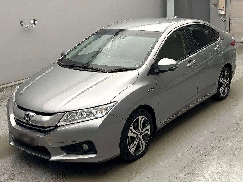 Honda Grace 2015